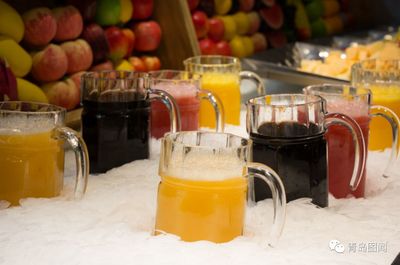 青島CBD美食地圖 精選13家網紅店，中西餐飲全攻略